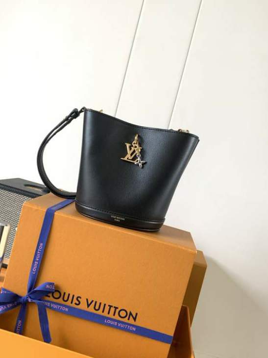 Picture of Louis Vuitton Handbags _SKUfw233314426fw